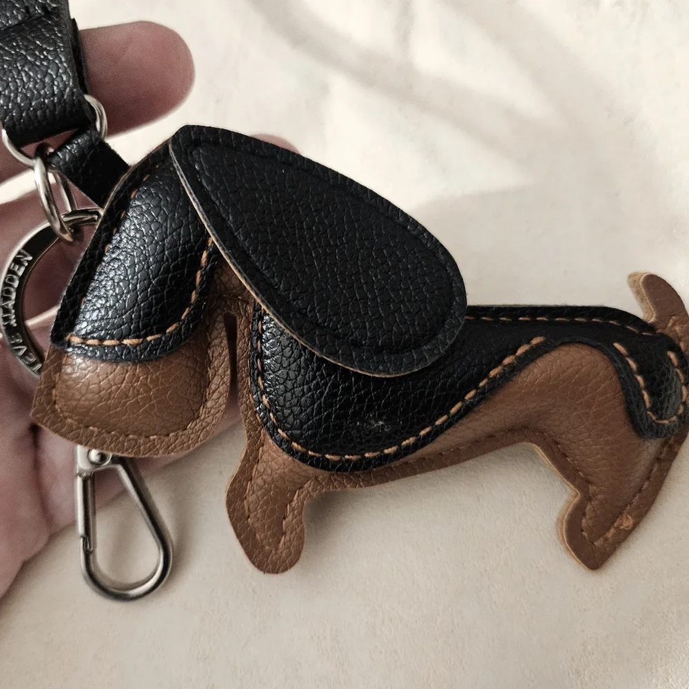 NWOT Steve Madden Genuin Leather Dachshund Purse Charm Keychain Black Tan - Picture 11 of 14